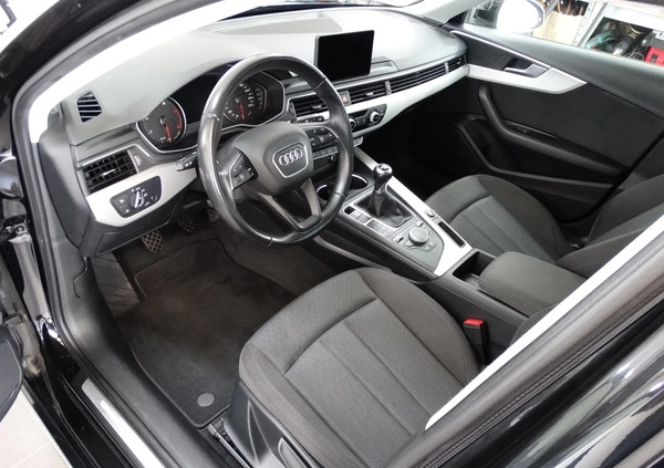 Audi A4 cena 64900 przebieg: 145000, rok produkcji 2016 z Łomża małe 379